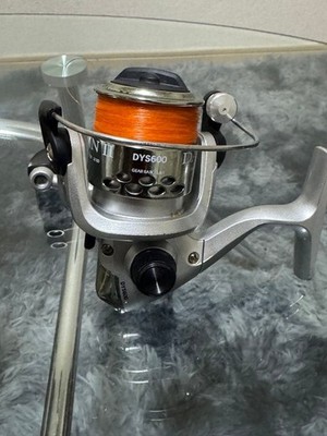 DYS600 Spinning Reel with Orange Line, Fishing Gear, Excellent Condition