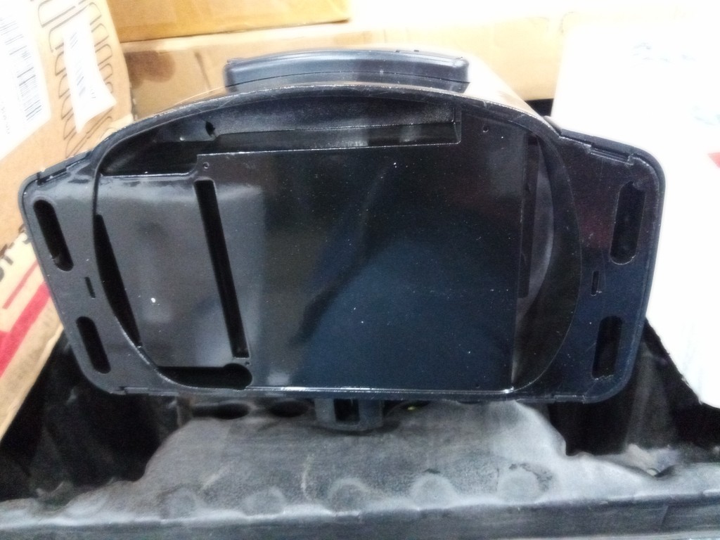 Blütezeit Sliding Gate Opener 1400LB App Control/Solar Power (Motor Only) - Used