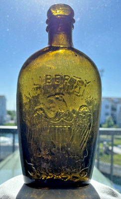 LIBERTY EAGLE WEST WILLINGTON GLASS WORKS CONN.  GII-63  YELLOW-GREEN COLOR