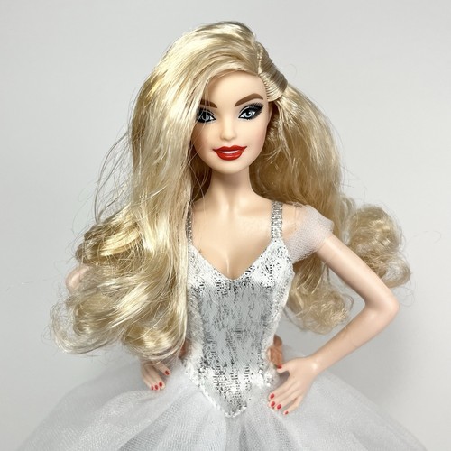 Barbie Signature 2021 Holiday Collector Doll-Model Muse W/ White & Silver Dress - Picture 5 of 11