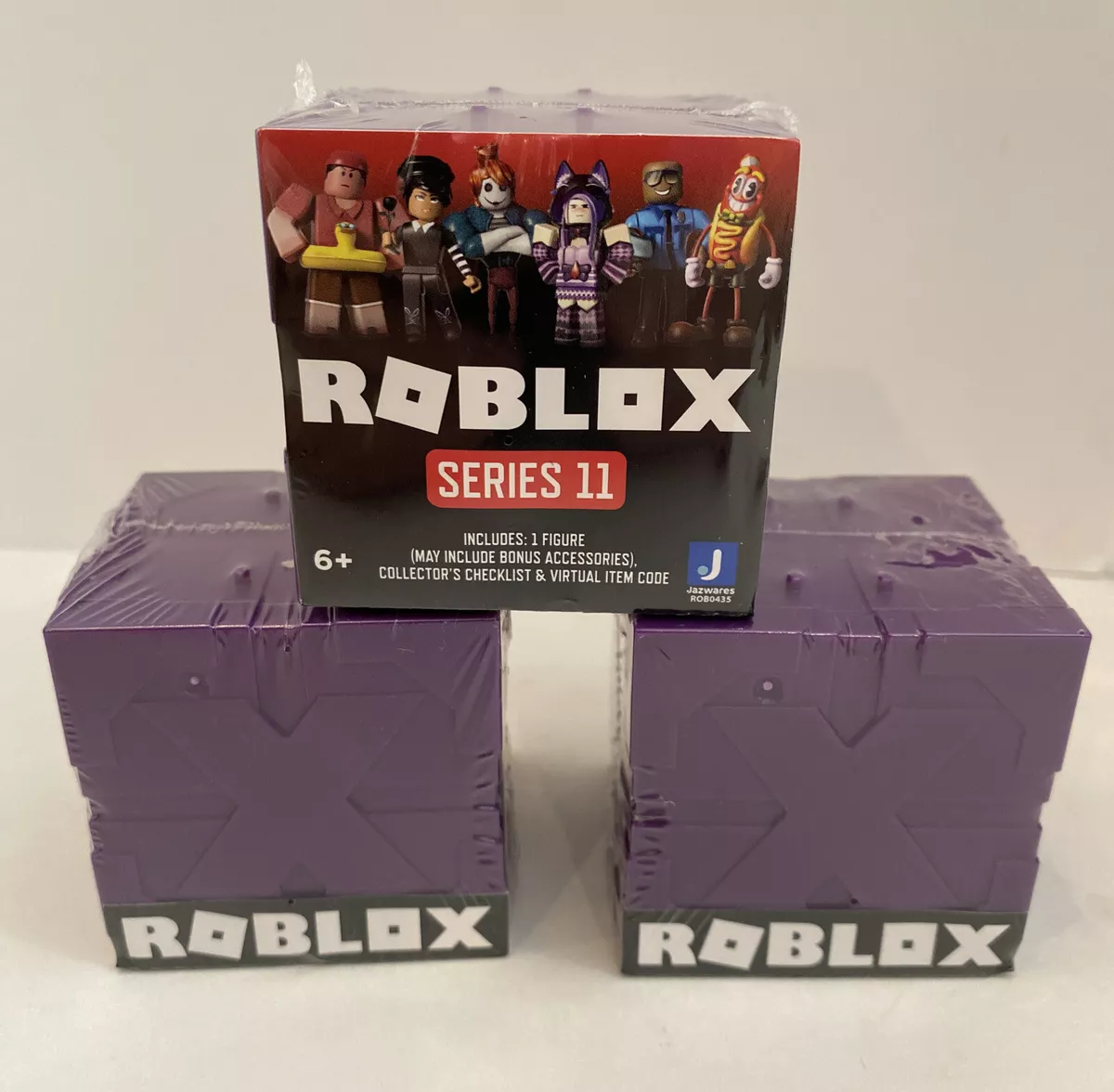 Roblox Series 11 Figure & Virtual Item Code Purple Blind Bag Box