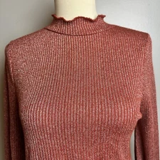 DG2 Diane Gilman Women's Size S Bell Sleeve Top Ribbed Orange Metallic NWT