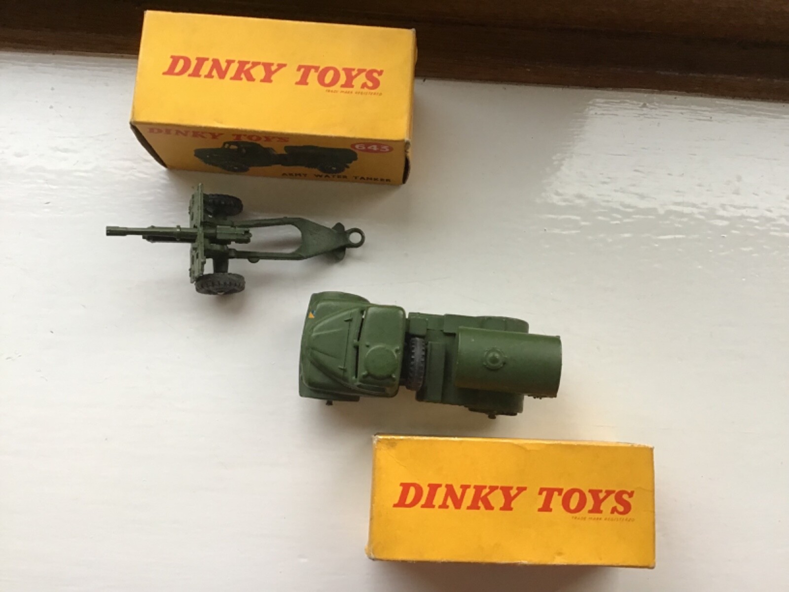 ALL TABS MILITARY ARMY DINKY TOYS 686 643 FIELD GUN WATER ANTIQUE