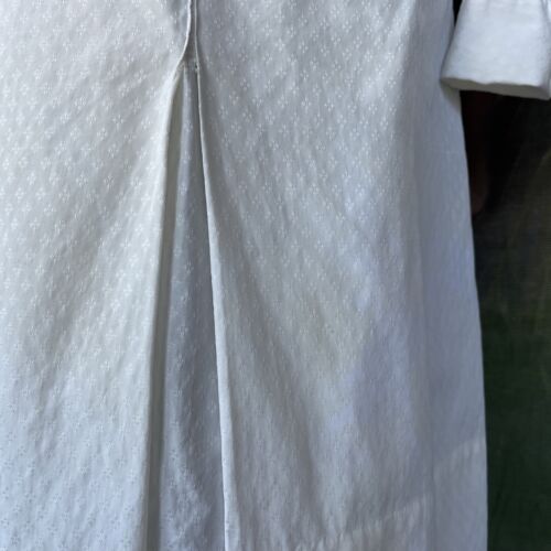 Antiguo Vestido de Algodón Estampado Blanco Años 20 Cintura Caída Deco Campesino Calzoncillo Cambio - Imagen 6 de 10