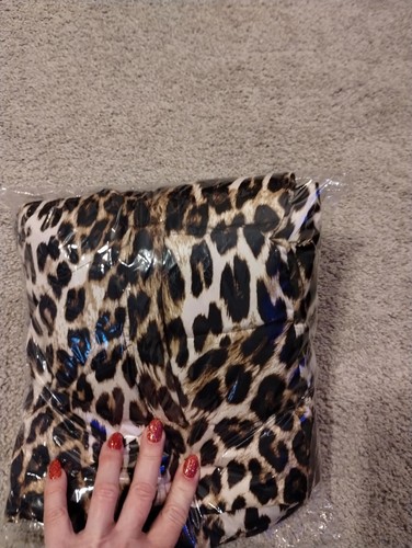 Lands End Women Track My Down Leopard Vest sz Small - Picture 9 of 9