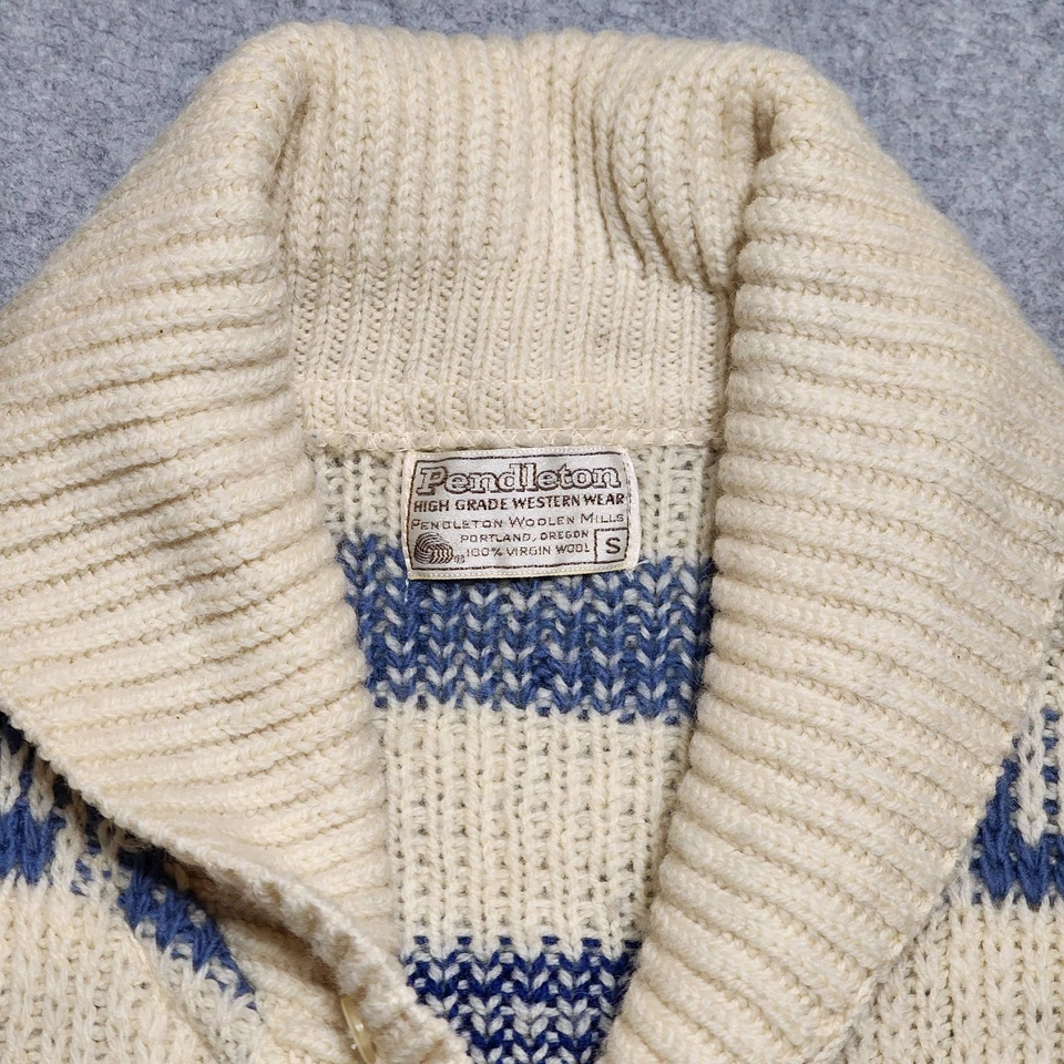 Vintage 70's Pendleton High Grade Western Wear Small Men's Westerly Zip Sweater  - Image 2 of 4