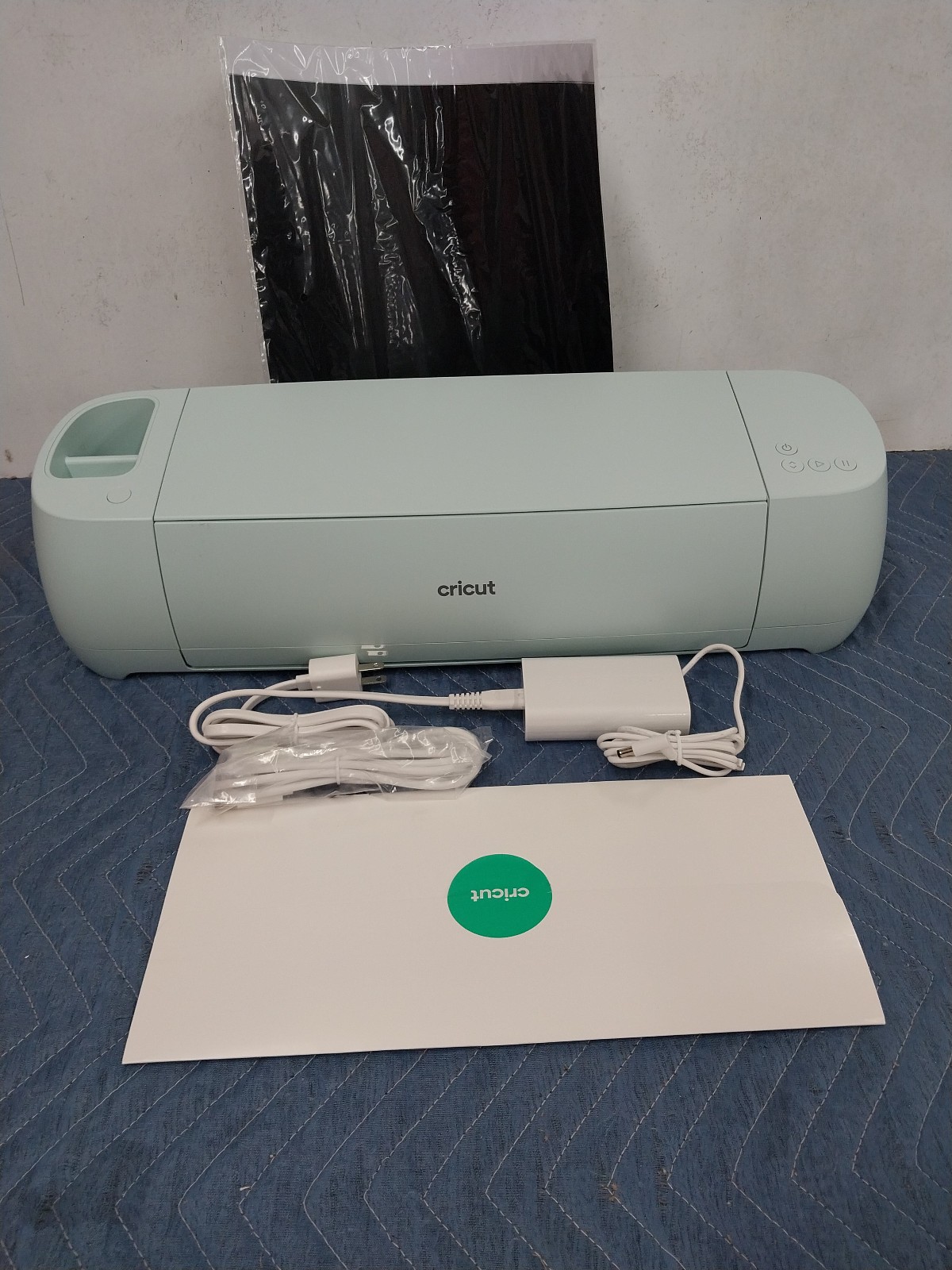 Cricut Explore 3 Die Cutting Machine - 2008337