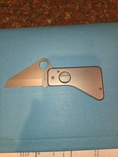 Spyderco spydercard folding knife.  Pre owned in excellent condition 