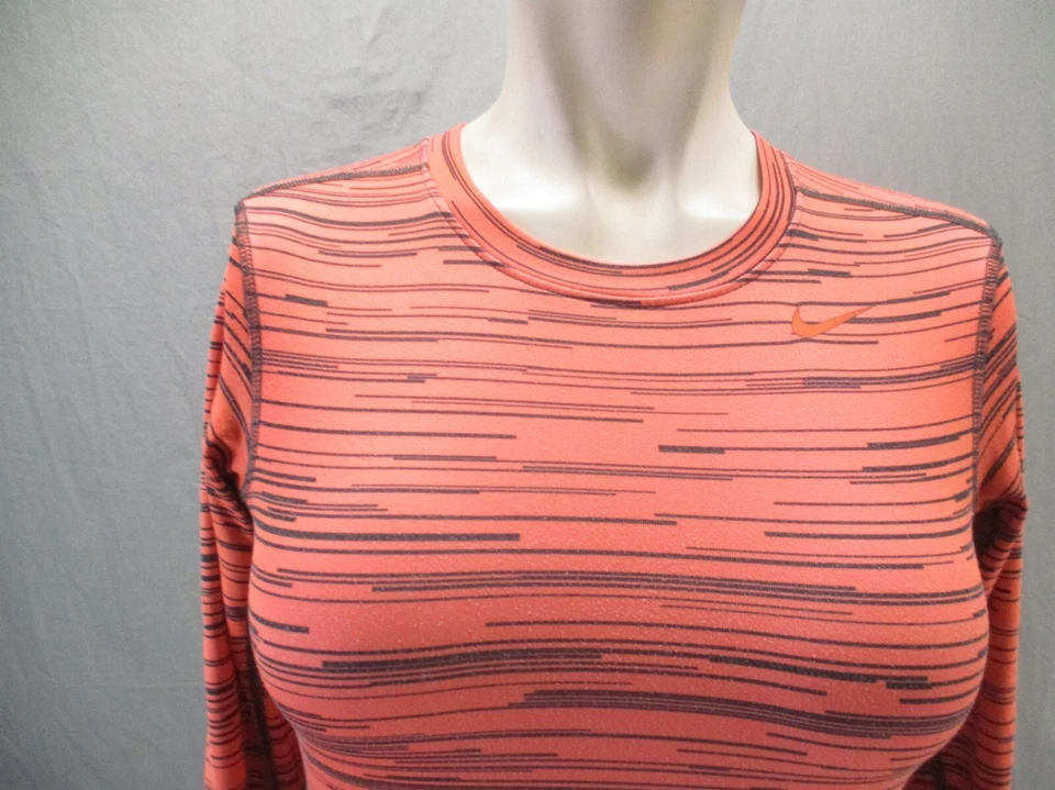 Camiseta térmica NIKE PRO COMBAT HYPERWARM talla L para mujer cuello redondo manga larga 959 Foto 2 de 4