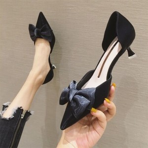 trendy kitten heels