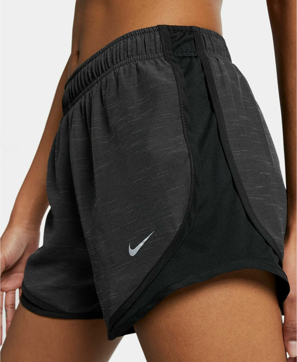 Nike Women's Dri-FIT Tempo 3