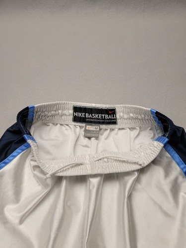 Vintage Nike Men's White Dazzle Shiny Basketball Shorts Y2K Gray Tag - Size M - Picture 5 of 13