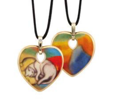 Amulett von Goebel weiß Katze schläft