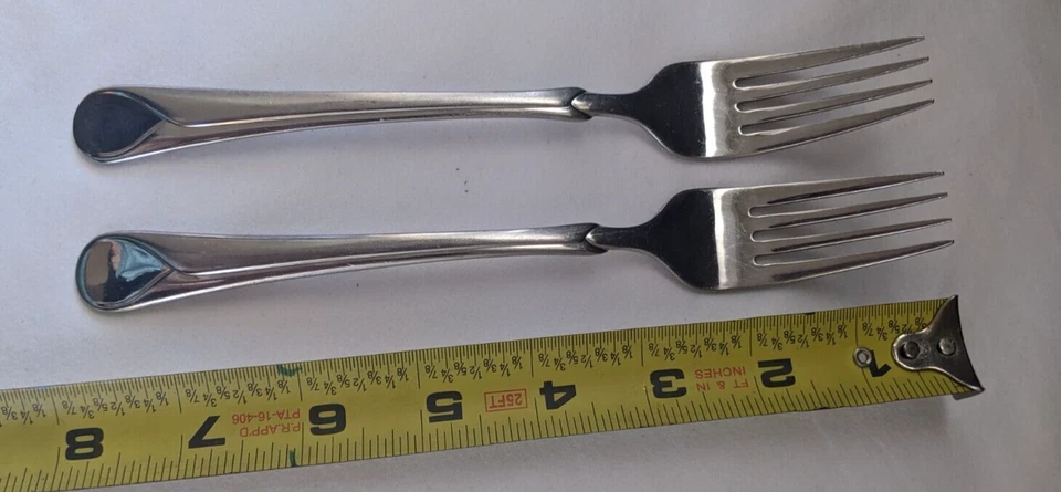 JA Henckels PROVENCE 2 tenedores de cena y 2 cuchillos cubiertos de acero inoxidable Zwilling 18/10 Foto 4 de 4