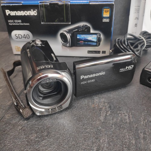 Videocámara Panasonic HDC-SD40 cámara de video de alta definición zoom óptico de 16,8x - Imagen 2 de 11