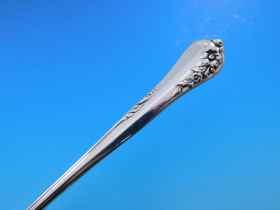 Ajuste(s) de lugar de tamaño regular de plata esterlina Engagement by Oneida 4 piezas Foto 2 de 4