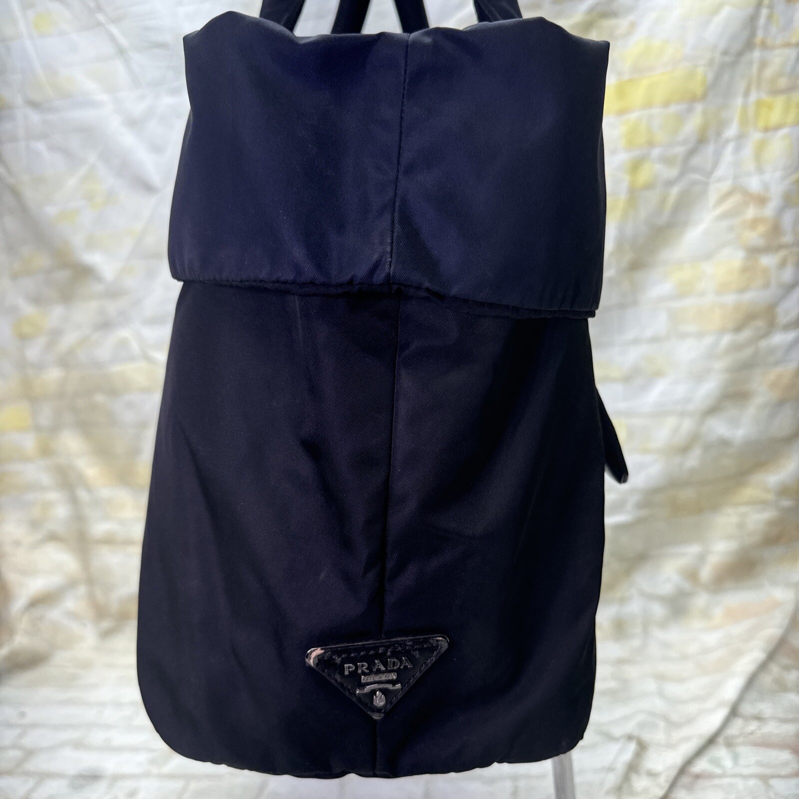 Prada Reversible Triangular Logo Plate Handbag To… - image 5