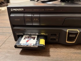 Pioneer CLD-A100 CD/LD LaserDisc Player w/ CU-CLD008 Remote & A/V Cables