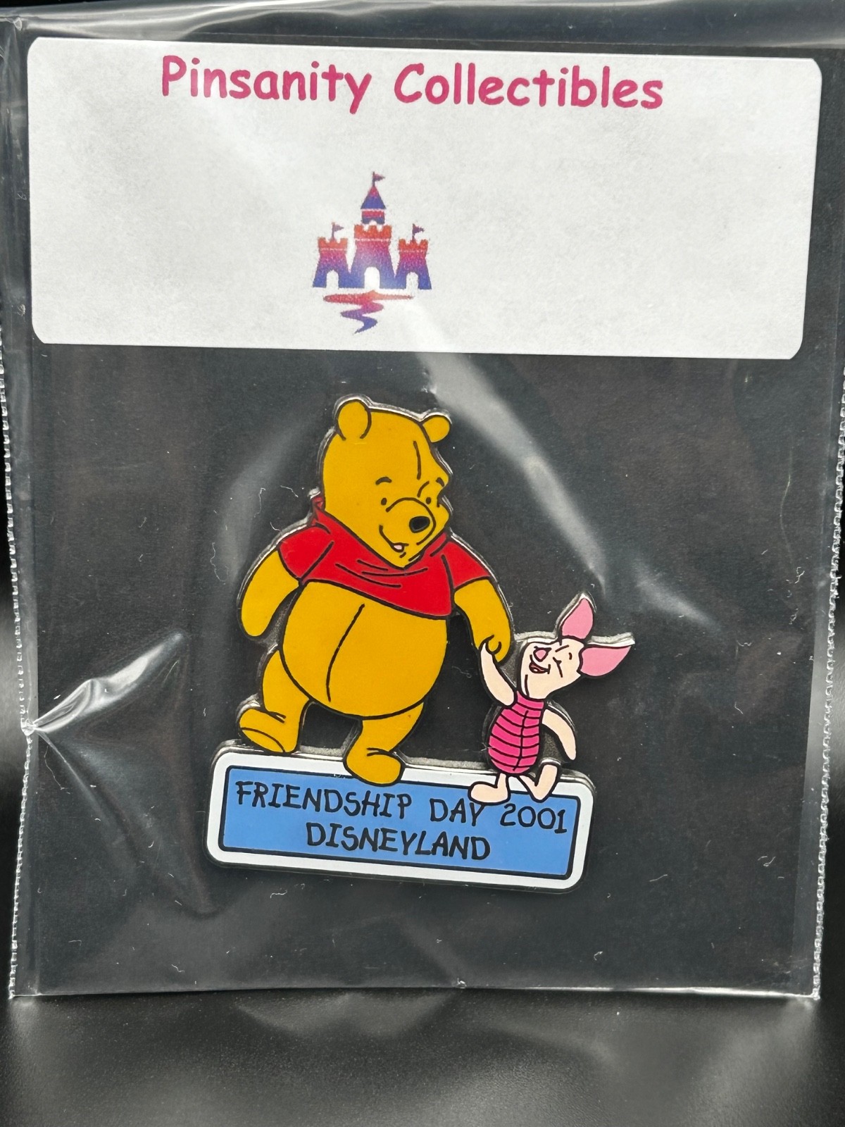Pooh & Piglet- Friendship Day- Disneyland Resort Pin