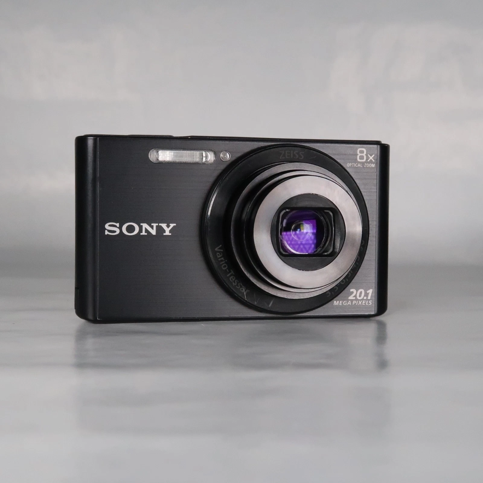 Sony Cyber-Shot DSC-W830 20.1MP 8x Optical Zoom Compact Digital