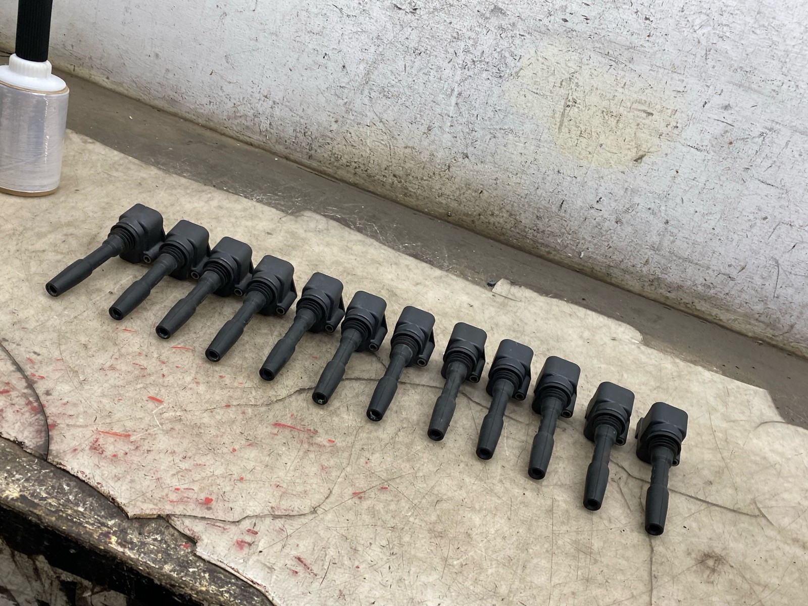 2017 BENTLEY BENTAYGA 6.0L W12 ENGINE IGNITION COIL SET 11 PCS 07P905110B