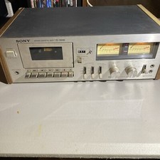 Sony TC-199SD Stereo Cassette Deck. Powers on but won't play cassettes