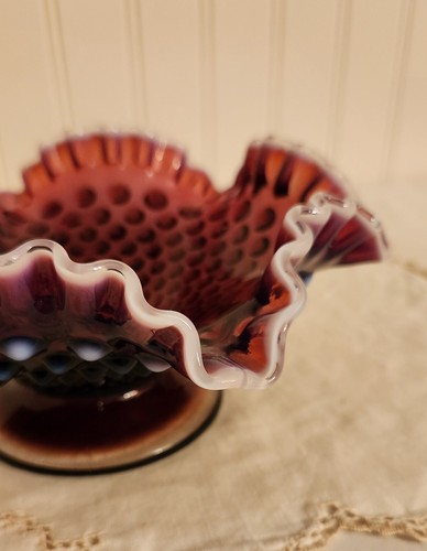 Fenton Vintage Plum Purple Opalescent Hobnail Double Crimped Footed Bowl 8" D. - Picture 7 of 9