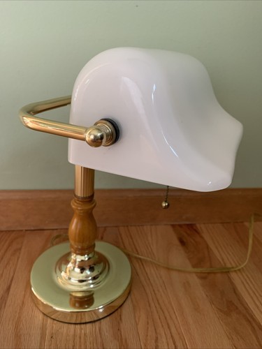 STRATFORD COLLECTION Brass Finish Bankers Lamp Wood Accent & Opal Glass Shade - Picture 3 of 11