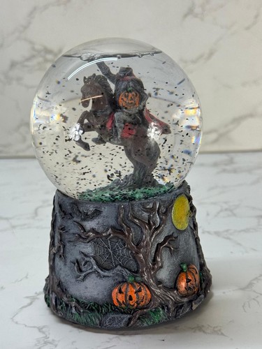 Headless Horseman Water Snow Globe For Halloween Decor - Picture 2 of 8