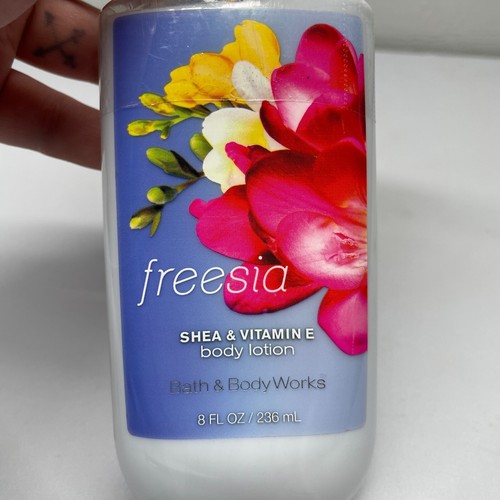 Bath & Body Works Freesia Body Lotion 8 oz Signature Collection Retired Shea - Picture 2 of 4