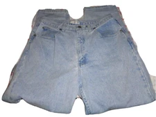 $70 Geoffrey Beene short heavy denim straight blue jeans 30/27 light wash pant