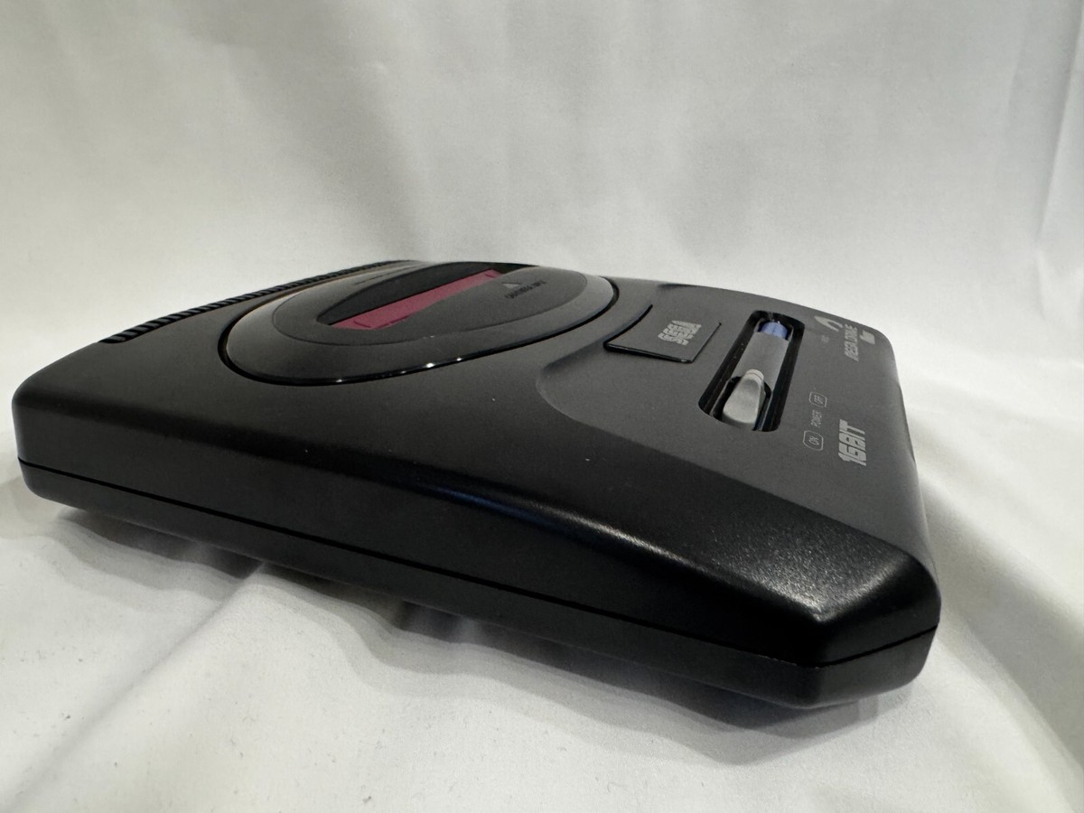 Sega Mega Drive Genesis Model 2 Console Controller Japan Import