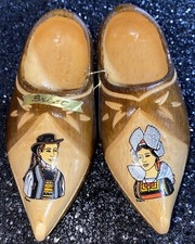Vintage Mini Wooden Shoes Clogs Carved Holland Brest Signed Simon Two Tone 5