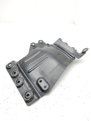 2017-2019 AUDI Q7 FRONT LEFT WHEELHOUSE END PLATE REINFORCEMENT 