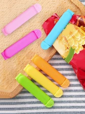 12PCS Portable Sealing Clips Random Color for Food Bags Storage - NEW