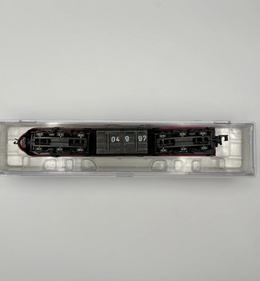 RARE NIB N LIFE LIKE 7001 E7A Locomotive Boston & Maine #3804 Burgundy-Red/ Gold - Image 4 of 4