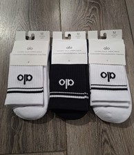 Alo Yoga Unisex Half Crew Throwbacks socks Bundle 3 pairs Size Medium
