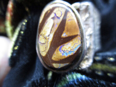 Ring Boulder Opal Goldschmiedearbeit Unikat, schwer und neu