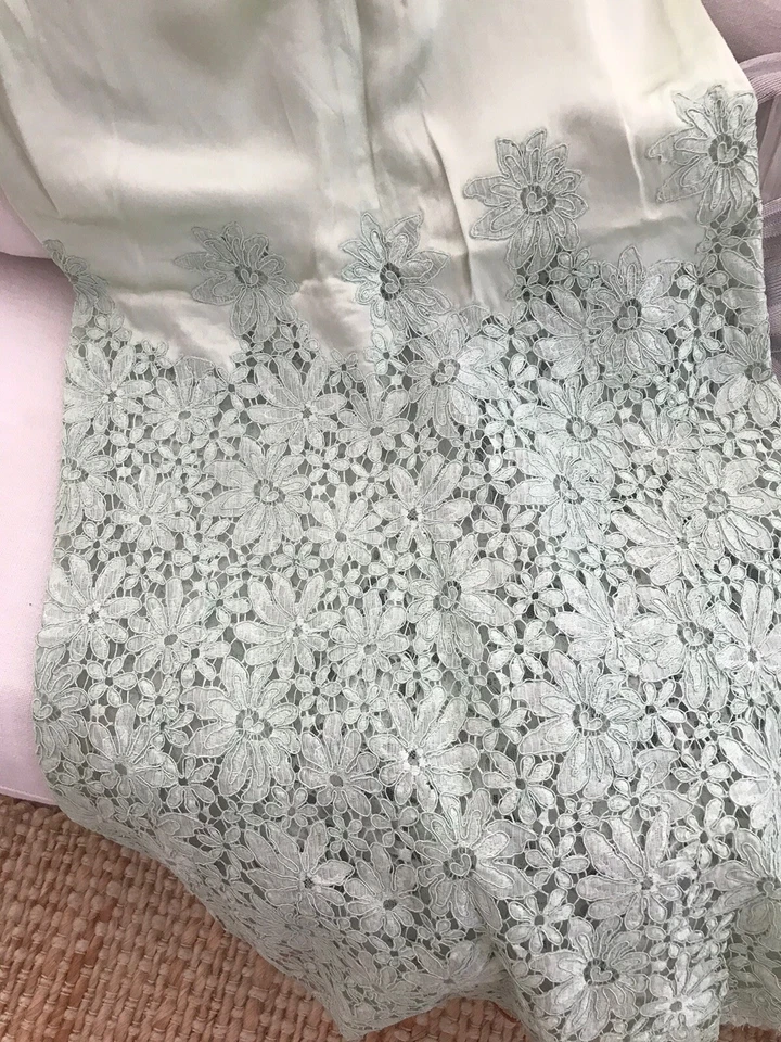 Valentino silk lace mint green maxi skirt - Image 2 of 3