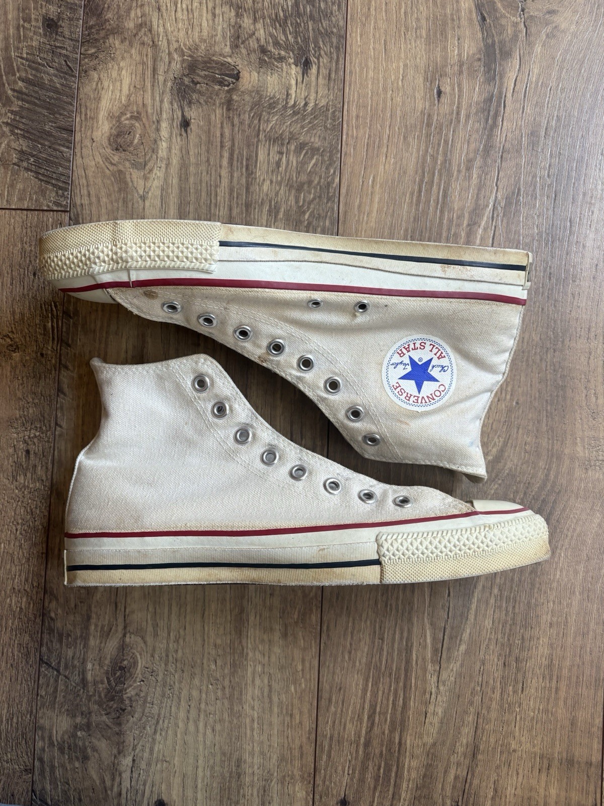 90s Vintage Tan Cream Hi-top Made In USA converse Sz 9m
