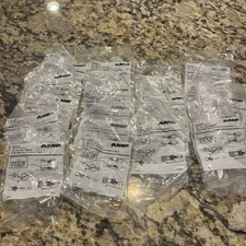 AMP BNC59H8J Lot Of (20) New In Packages.  413771-2