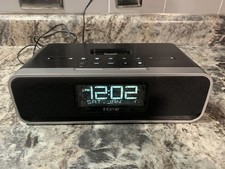 iHome IA91 Alarm Clock Speaker Radio 30-pin Docking Station iPod iPhone