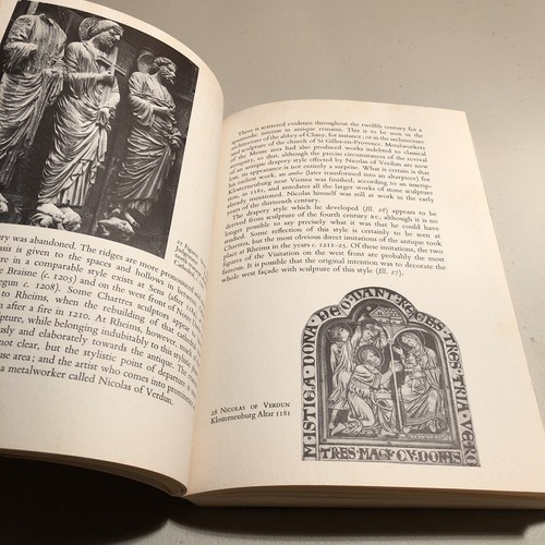 1971 ~ Gotische Kunst: Vom 12. bis zum 15. Jahrhundert ~ Andrew Martindale - Bild 6 von 8