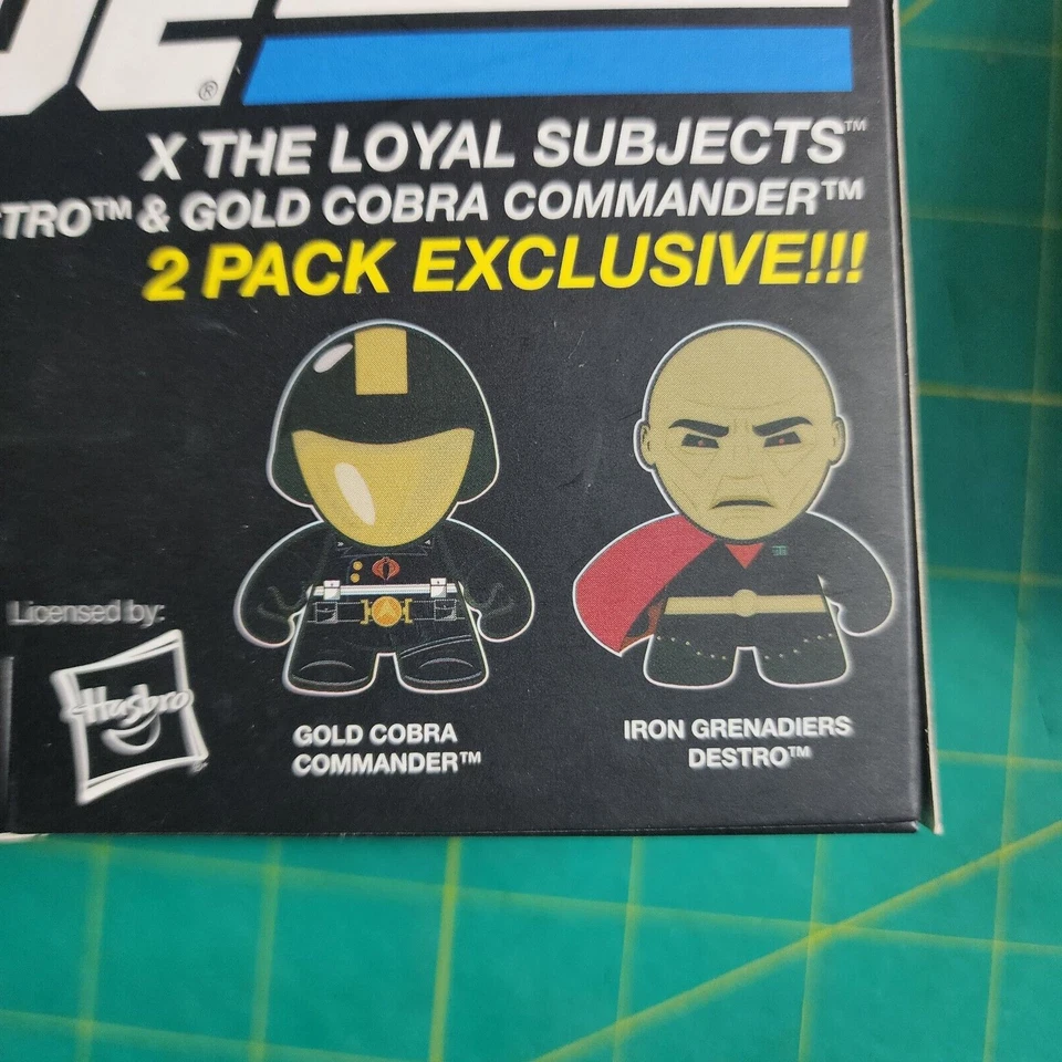 Loyal Subjects Gold Iron Grenadiers DESTRO GI Joe 2013 SDCC Limited Exclusive Foto 4 de 4