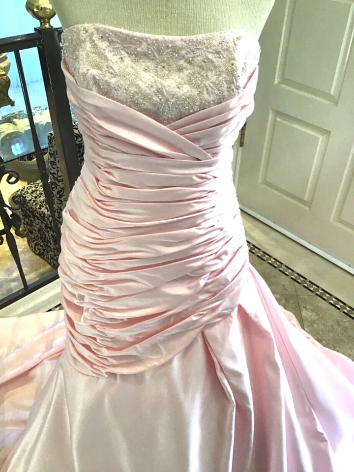 Forever Yours NUEVO Vestido de Novia Vestido de Novia Ajuste y Acampanado PiNK 10/12 Foto 2 de 4