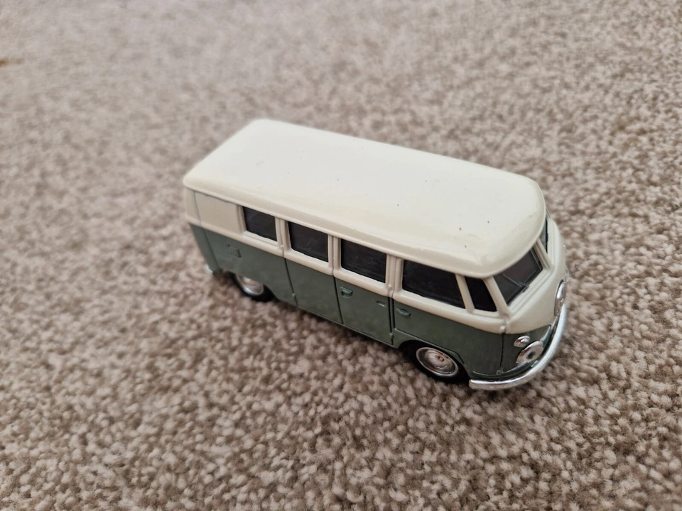 CORGI SOLIDO 1/43 CLASSIC VW VOLKSWAGEN COMBI CAMPER VAN DIECAST MODEL CAR - Image 2 of 3