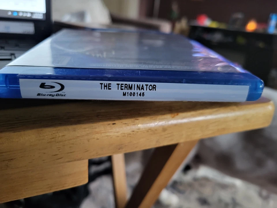 The Terminator (Blu-ray with Lenticular Slipcover, 1984) Arnold Schwarzenegger - Image 3 of 3