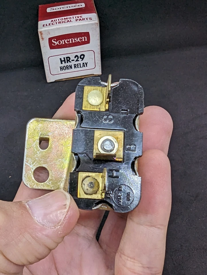 Chrysler & Imperial 67-70 1967-68 Plymouth Dodge A-B-C carrocería bocina relé 2822461 Foto 3 de 4