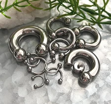 PAIR Internally Threaded Circular Barbells Horseshoes Horse Shoe Body Jewelry