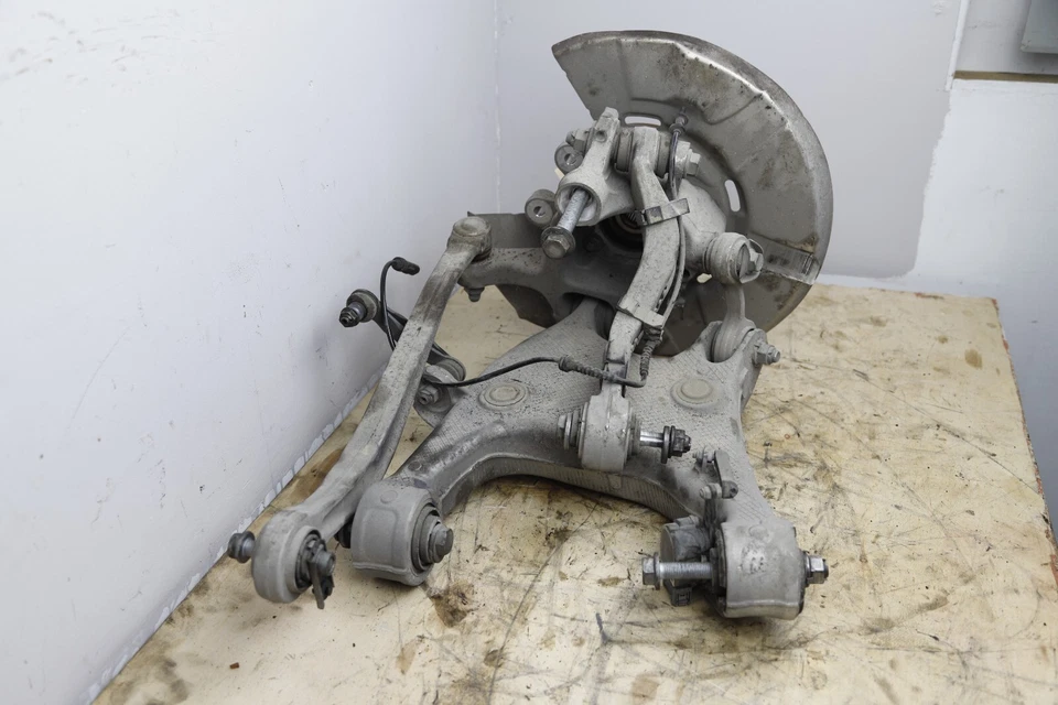 2009-2015 BMW 750li 750 Lxi Driver Left Rear Knee Spindle Hub Wheel Carrier OEM - Image 3 of 4